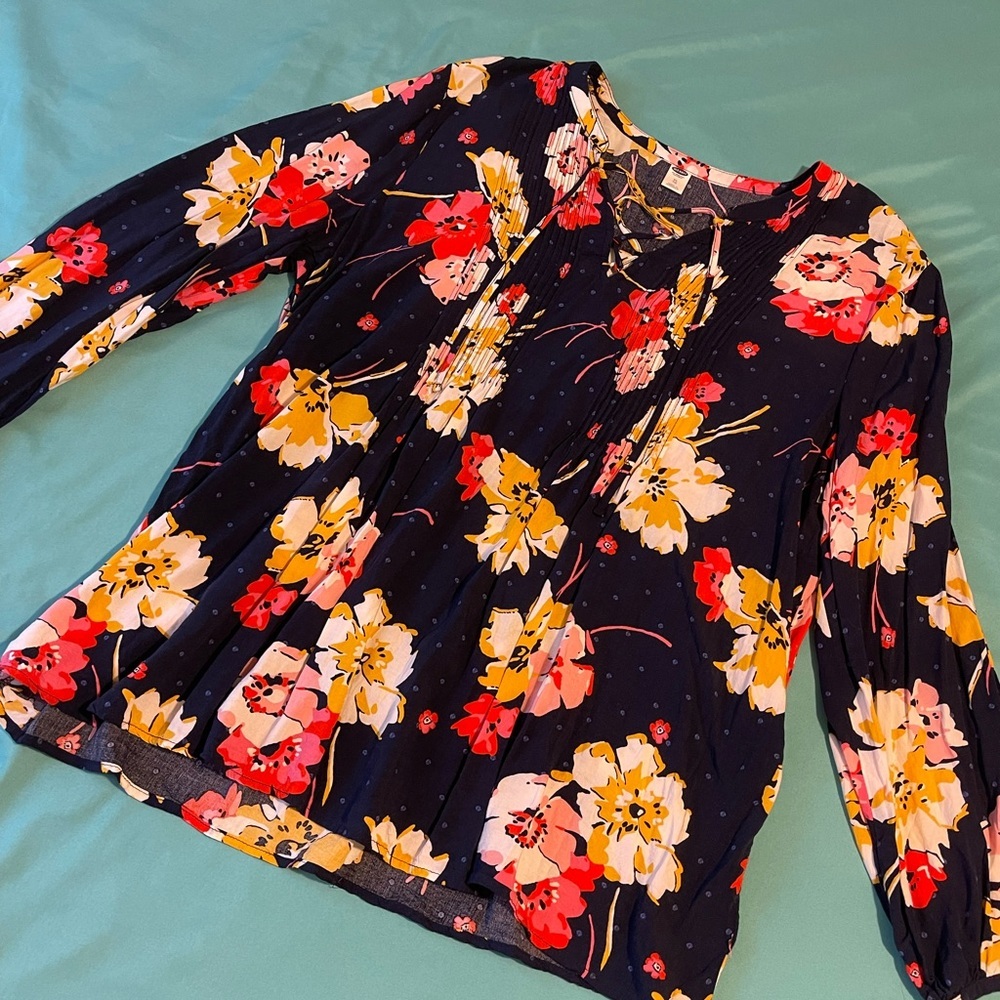 ❗️5/$25❗️Floral Top
